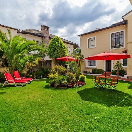 Hotel La Cartuja Кито Екстериор снимка