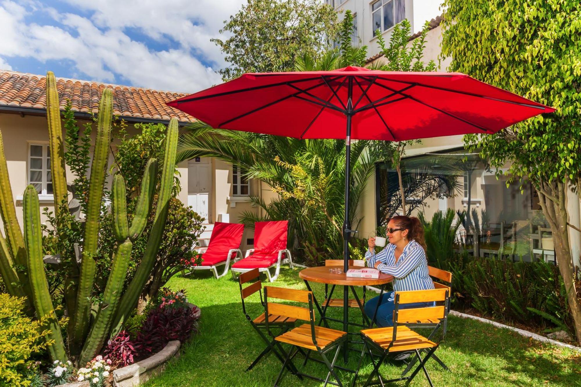 Hotel La Cartuja Кито Екстериор снимка