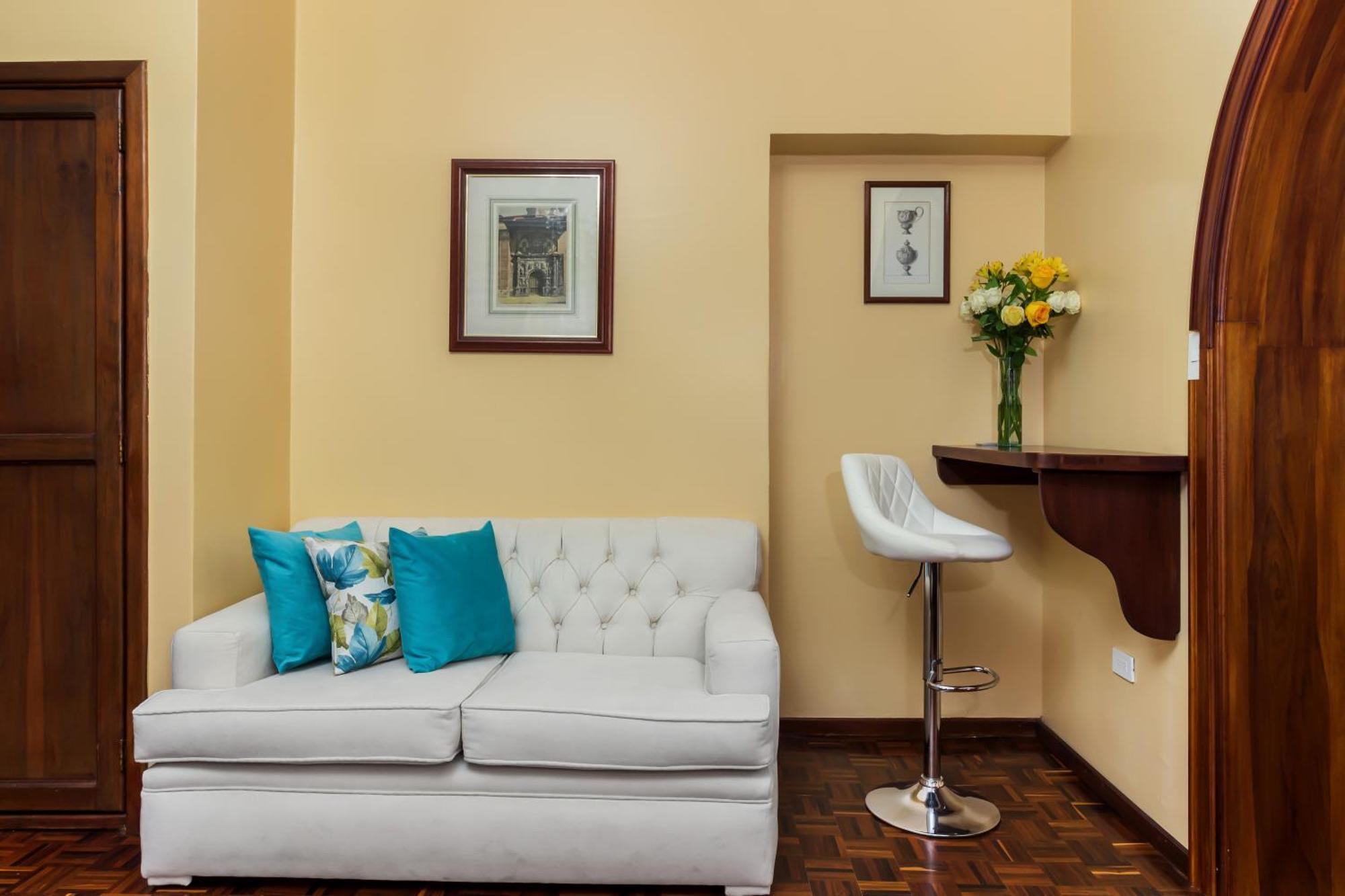 Hotel La Cartuja Кито Екстериор снимка