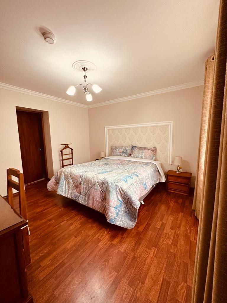 Hotel La Cartuja Кито Екстериор снимка