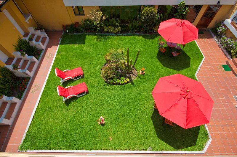 Hotel La Cartuja Кито Екстериор снимка
